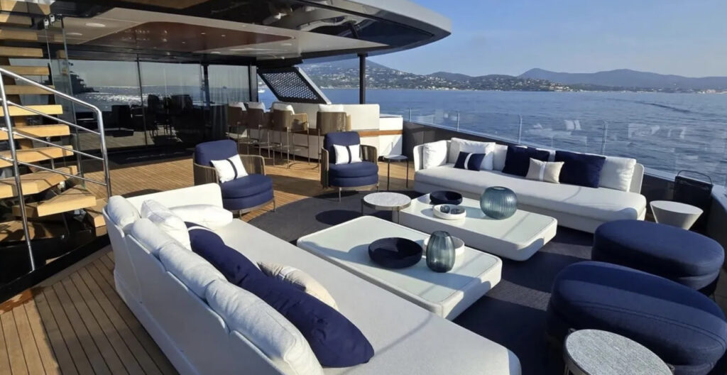 Beyond Comfort: How Premium Upholstery Defines Yacht Elegance Beyond Comfort: How Premium Upholstery Defines Yacht Elegance